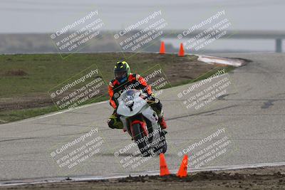 media/Nov-29-2025-TrackDaz (Sat) [[10ae2d9bce]]/B Group/Session 3 (Outside Grapevine)/